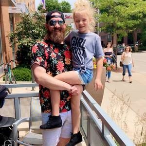 Meet your Posher, Derek